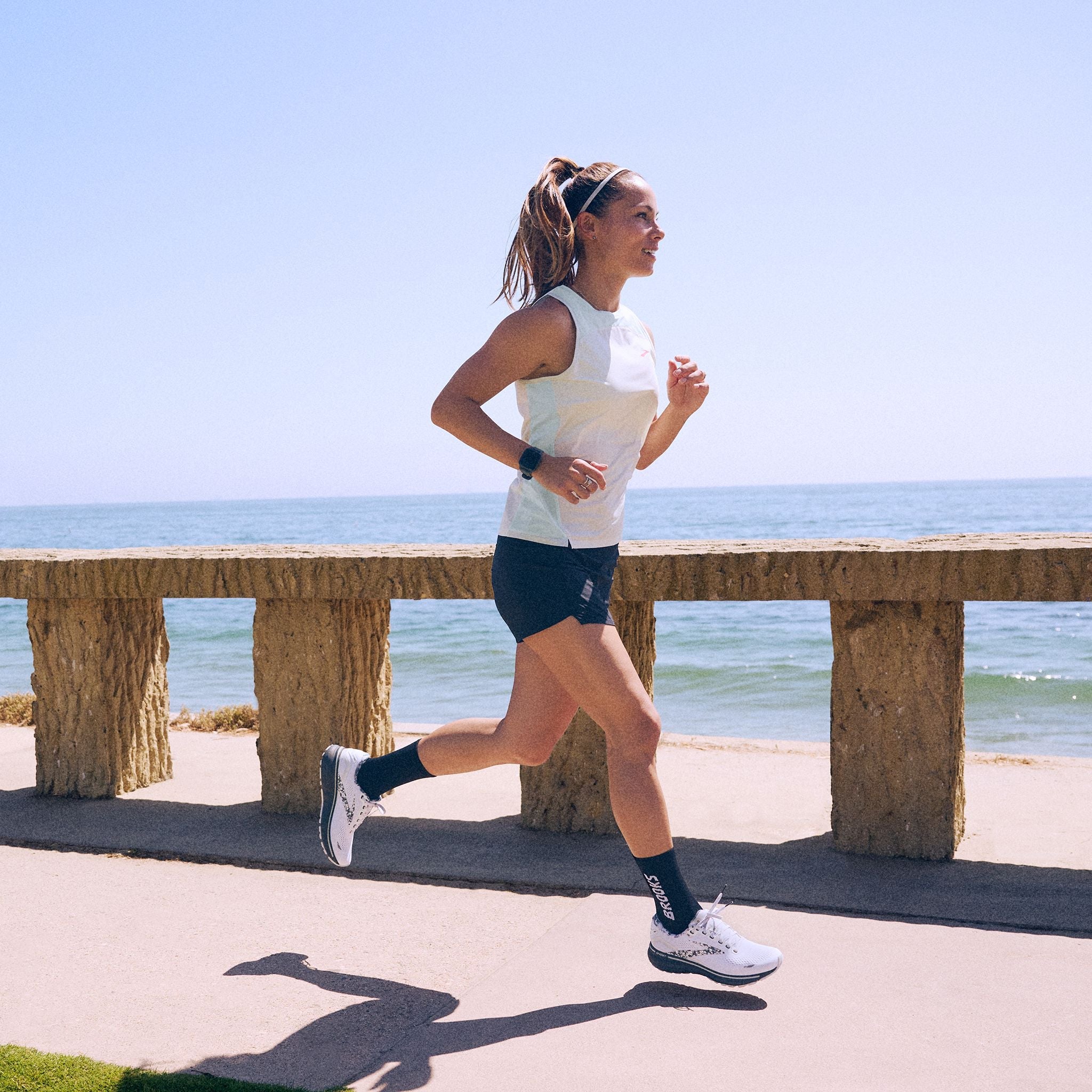 Women's Athletic Shoes