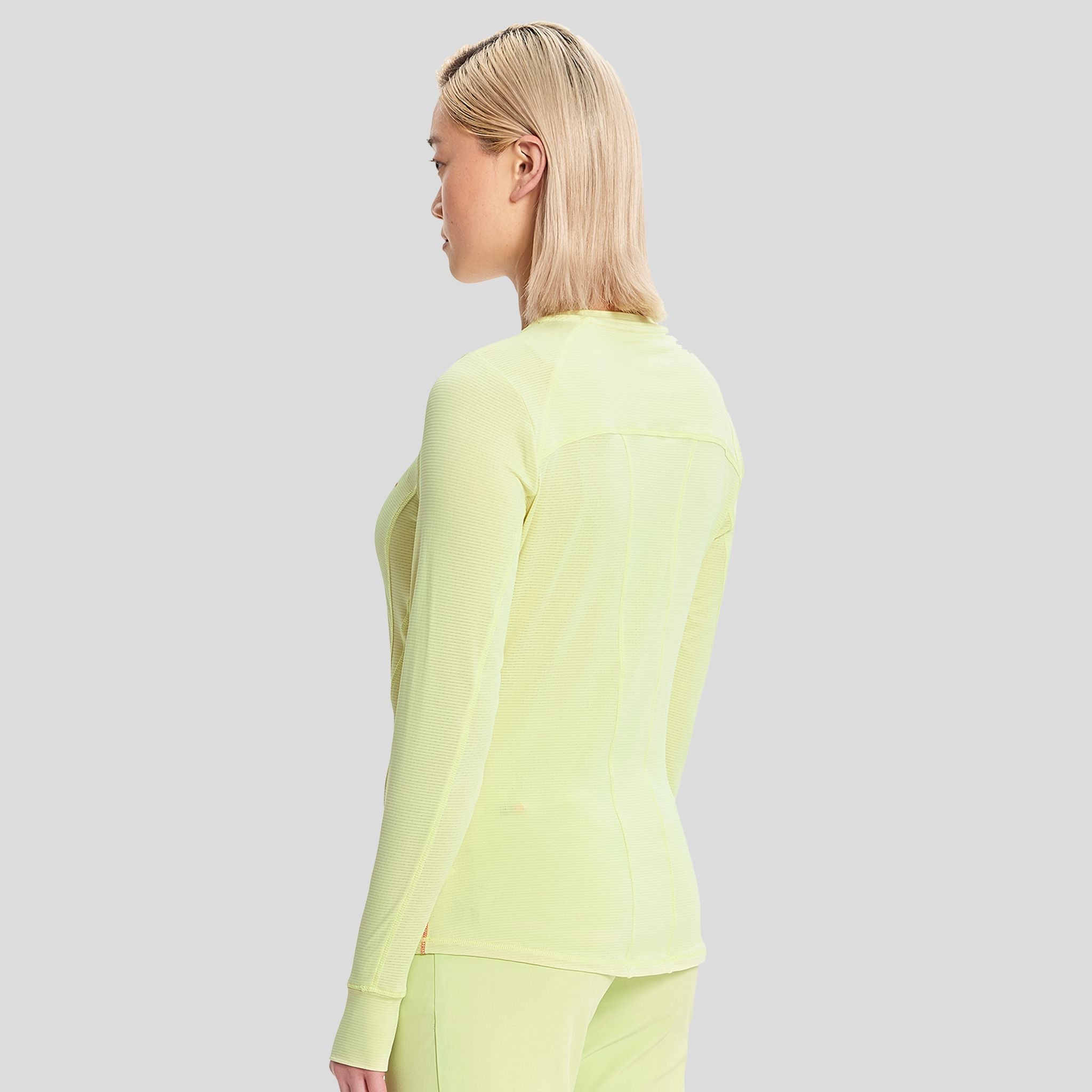 IN_INFINITY_GNR8_LOGOPERFORMANCEUNDERSCRUB_641_GREENENERGY_LEFT