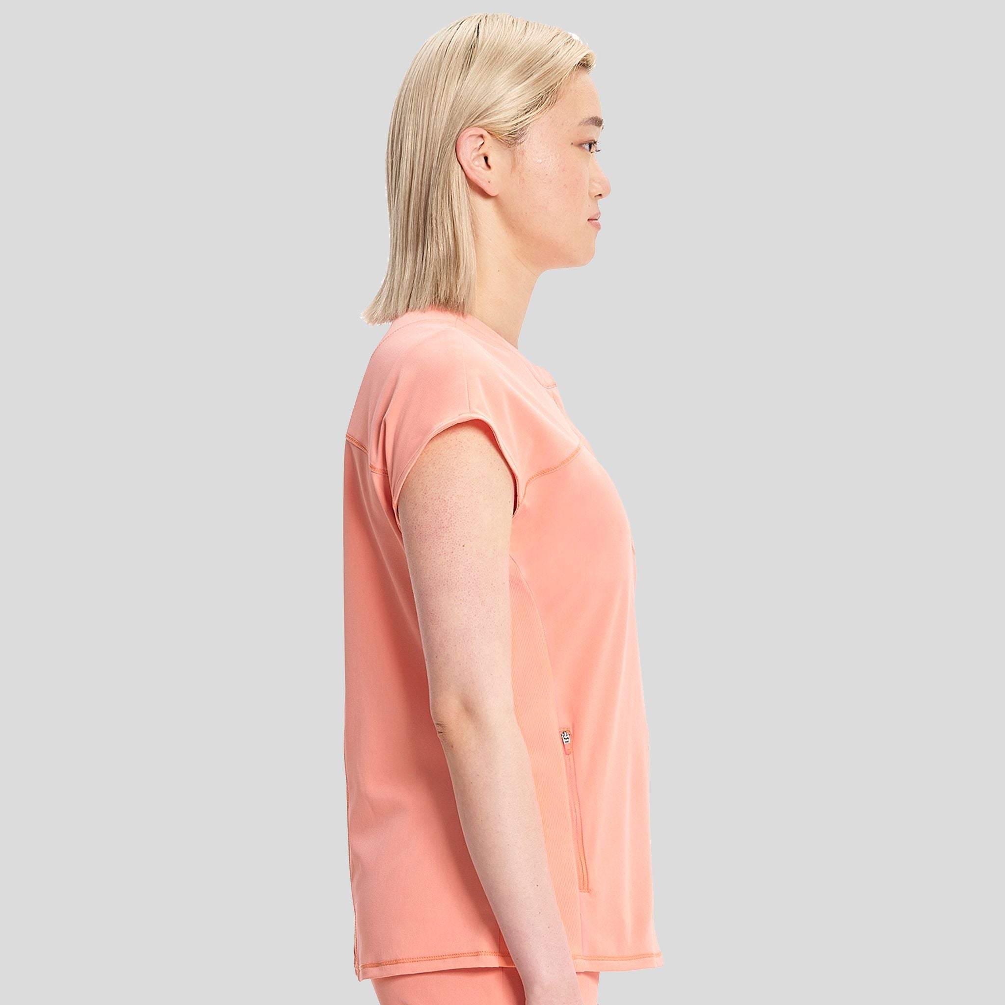 IN_INFINITY_GNR8_henleyTOP_622A_ELECTRICCORAL_RIGHT2