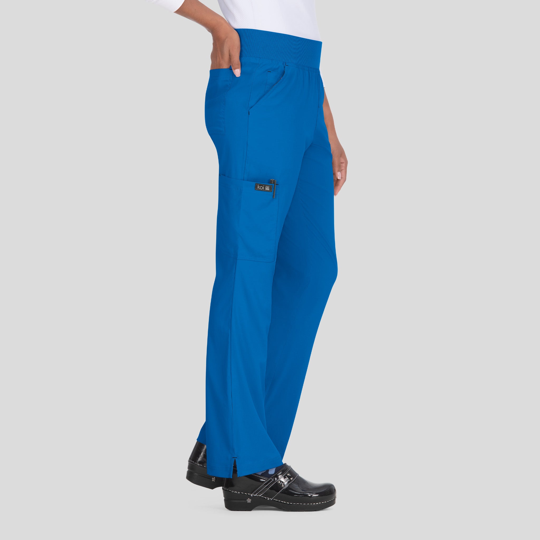 Laurie Women's 6-Pocket Yoga-Style Scrub Pants | Royal