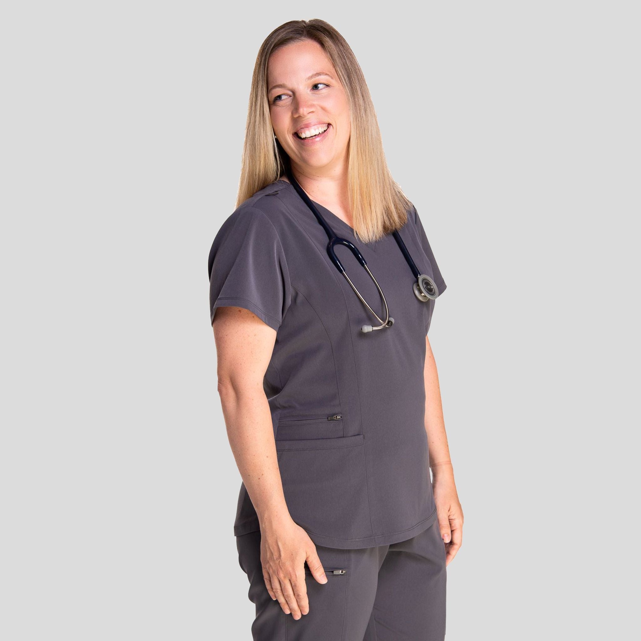 IRG_Elevate_181003_pewter_right