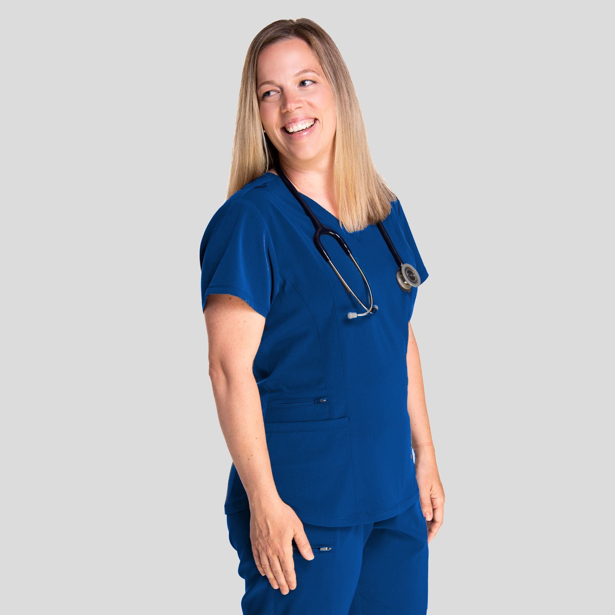 IRG_Elevate_181003_royal_right