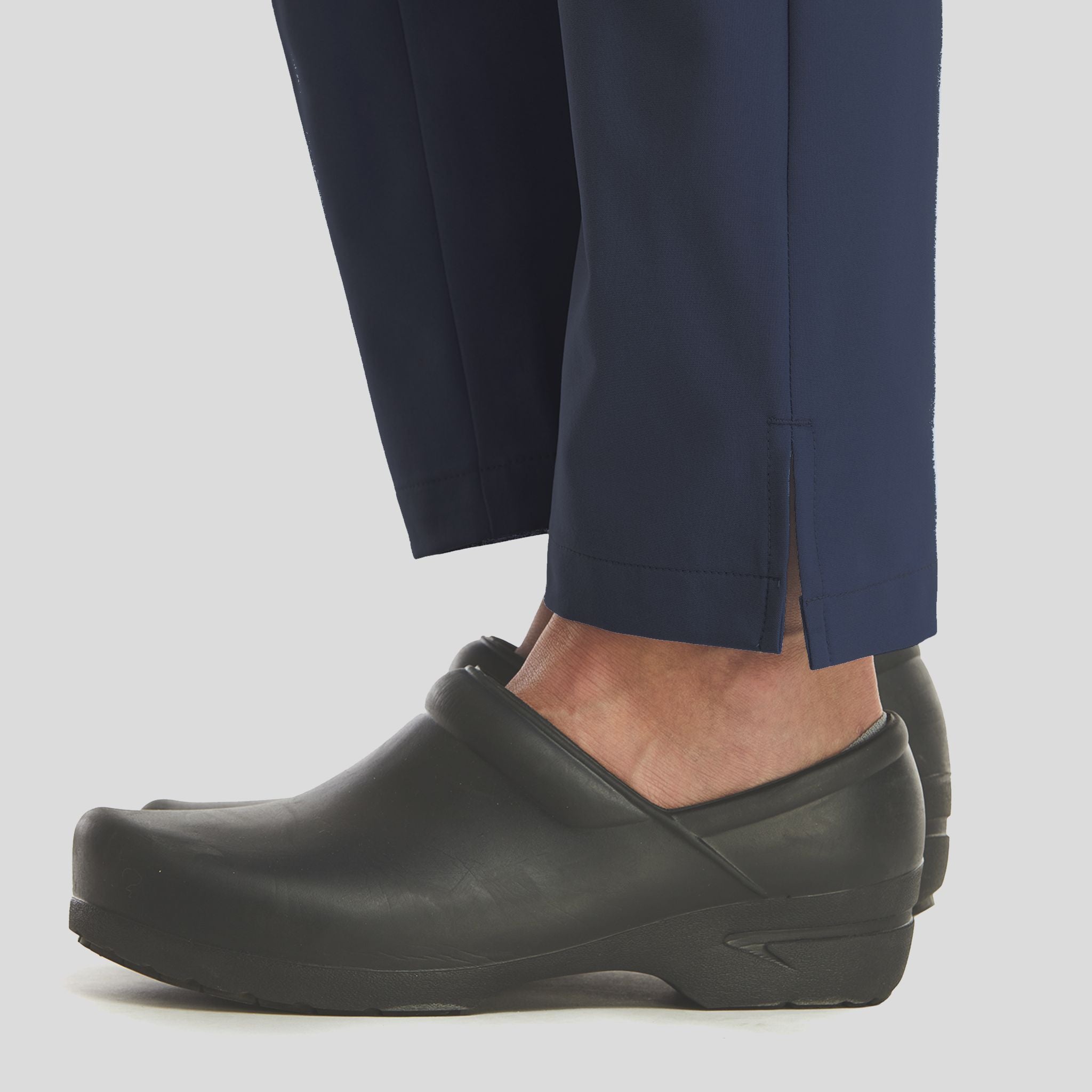 Maevn_Momentum_5091_navy_detail2