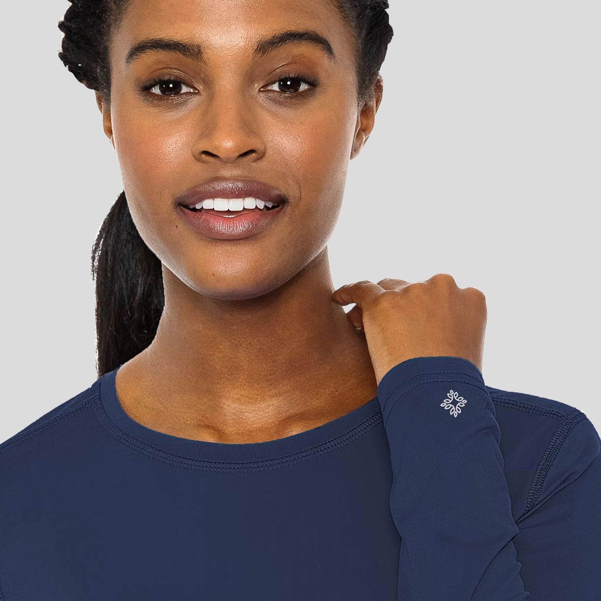 MedCouture_Layer_8499_navy_detail