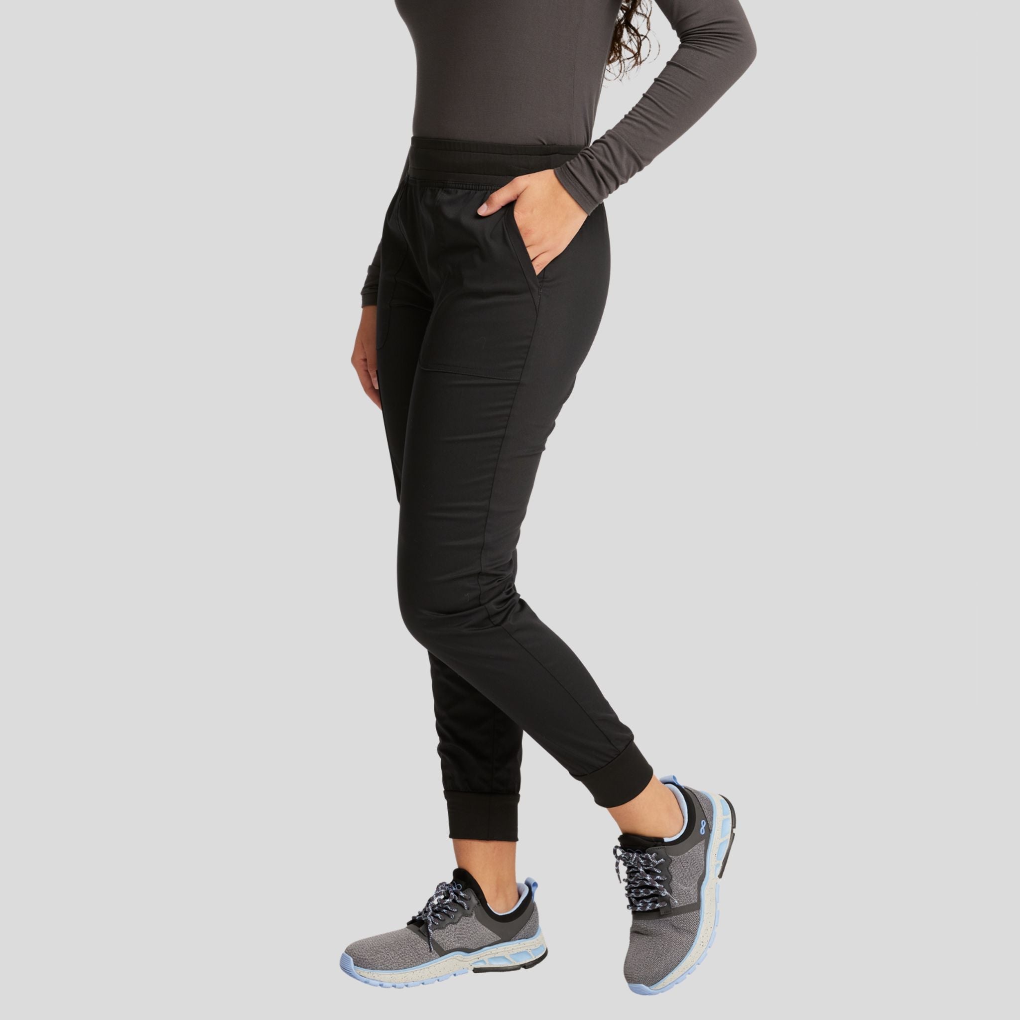 Revolution_WW115_Black_Left